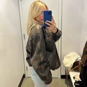 VINTAGE DISTRESSED LEATHER BOMBER JACKET